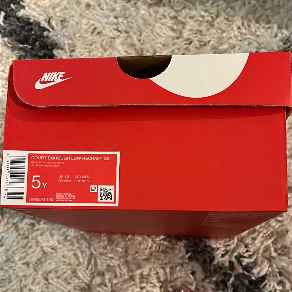 Nike Black and Blue Eco-Friendly Sneakers